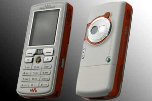 十年前的Walkman手机，如今沦为香喷喷的“电子垃圾”